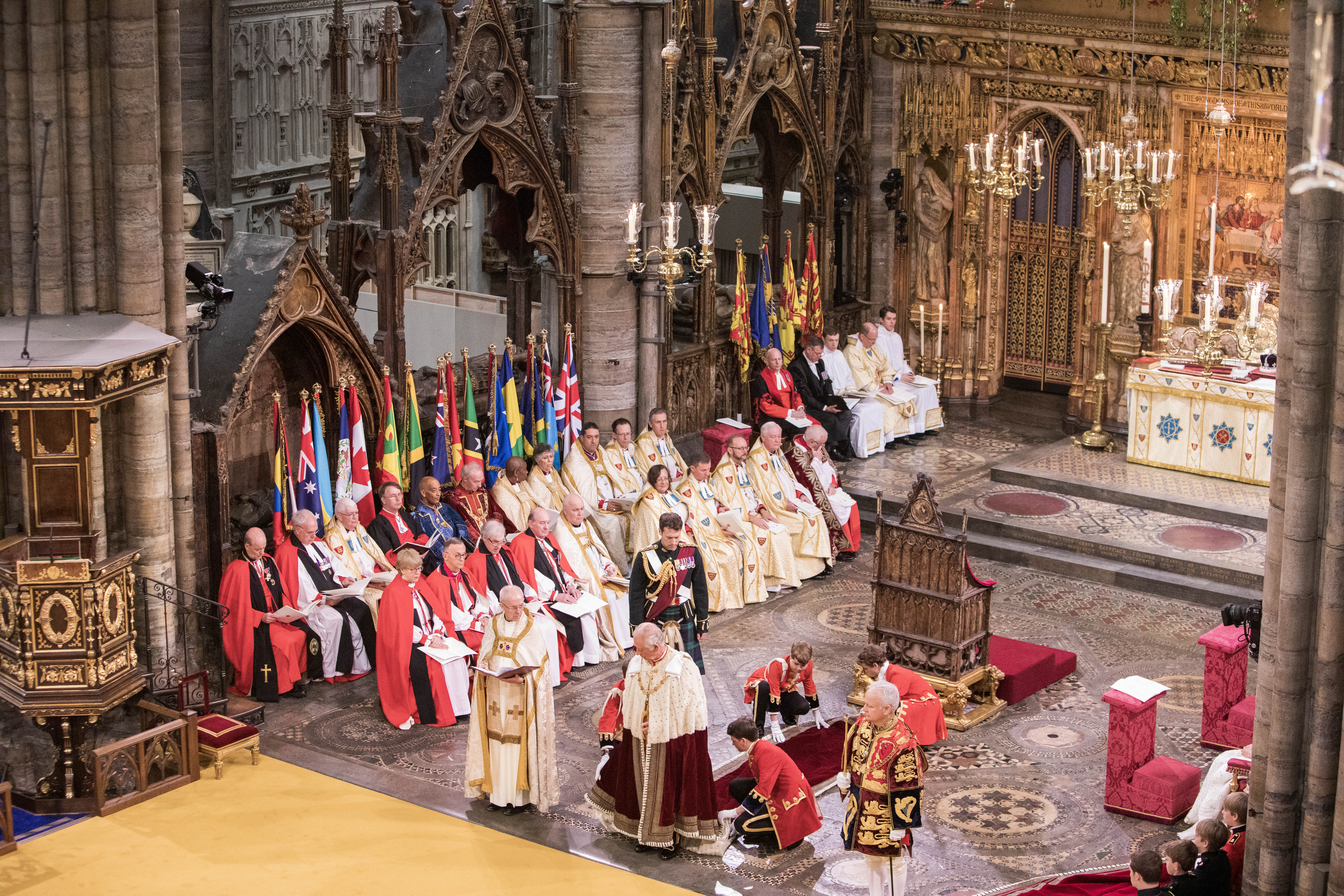 جانب من حفل تتويج ملك بريطانيا تشارلز الثالث في كنيسة وستمنستر وسط لندن (تصوير: أ ف ب)